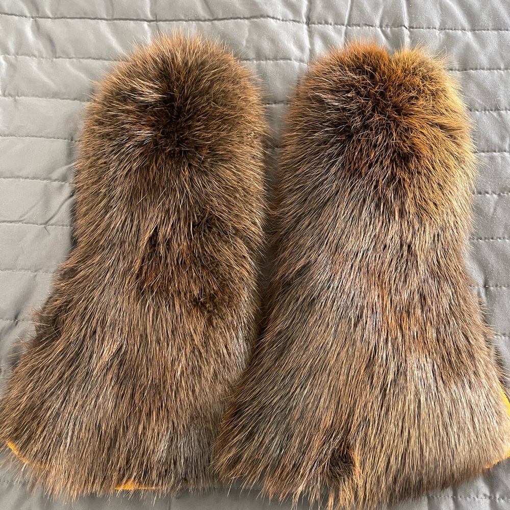 Chic Brown Faux Fur Mittens